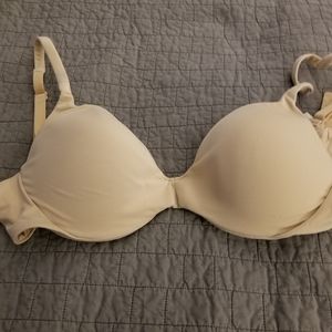 Nude padded bra